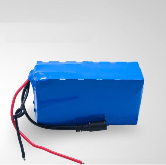 ロボット医療機器バッテリーパック用の充電式ポータブルリチウムポリマーバッテリーLipo14.8V 15.6ah